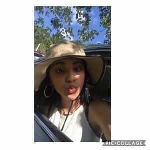 Meet your Posher, Angelina